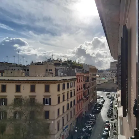 Apartment House In The Light Vatican Per Vacanze